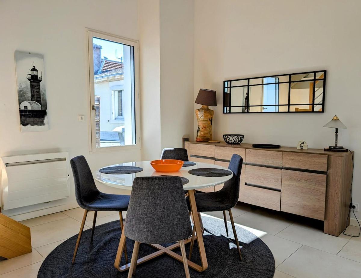 Elegante Maison De Ville Pornic Luaran gambar
